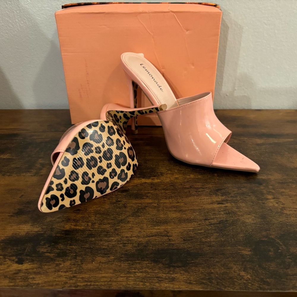 Women’s mules